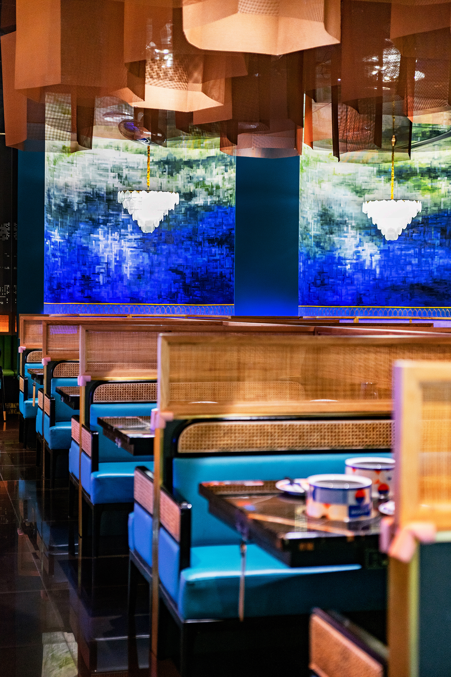 设计案例_“月半湾”海鲜自助餐厅