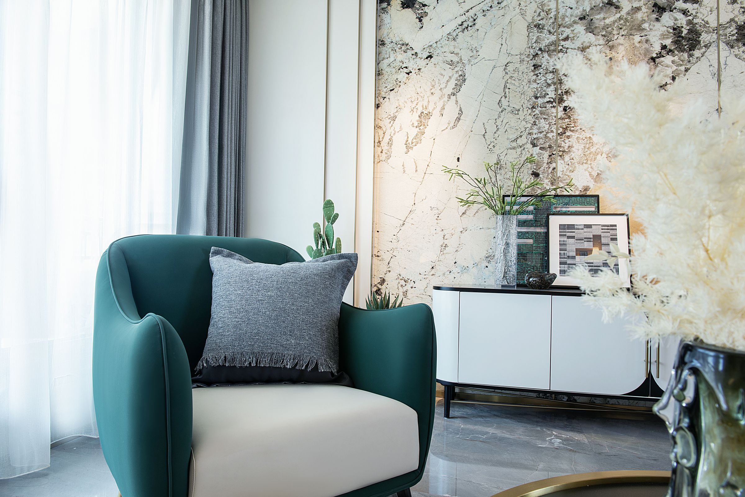 设计案例_威海恒融地产样板间