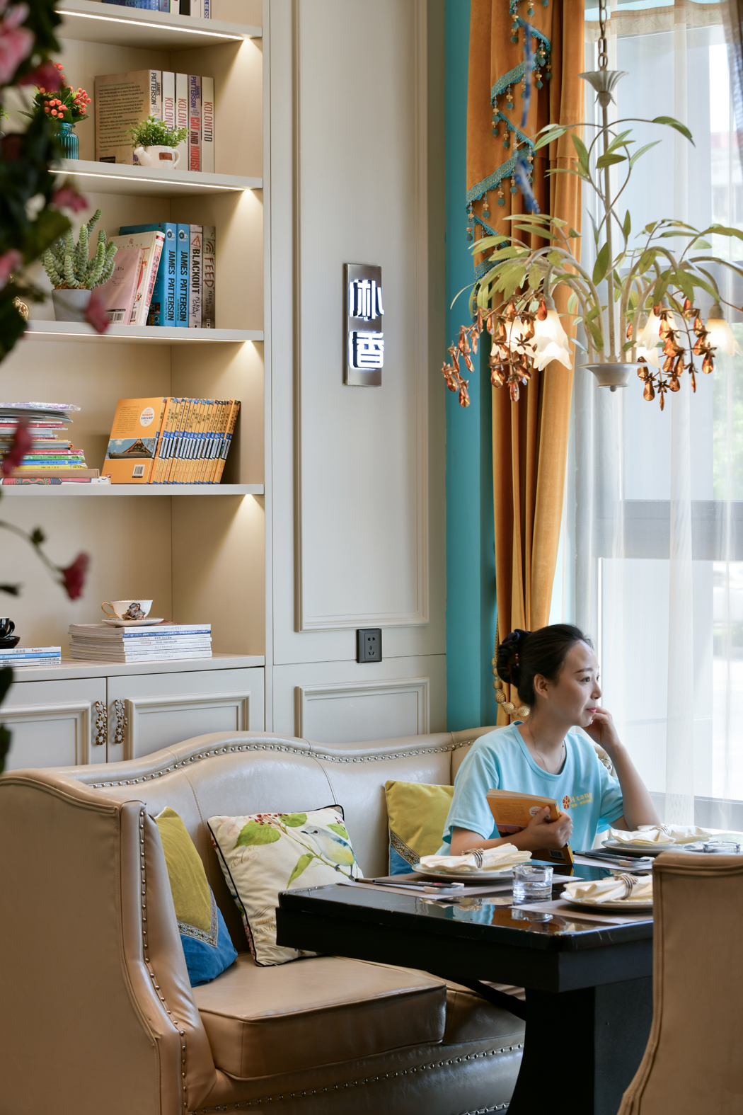 设计案例_海棠·情调咖餐厅