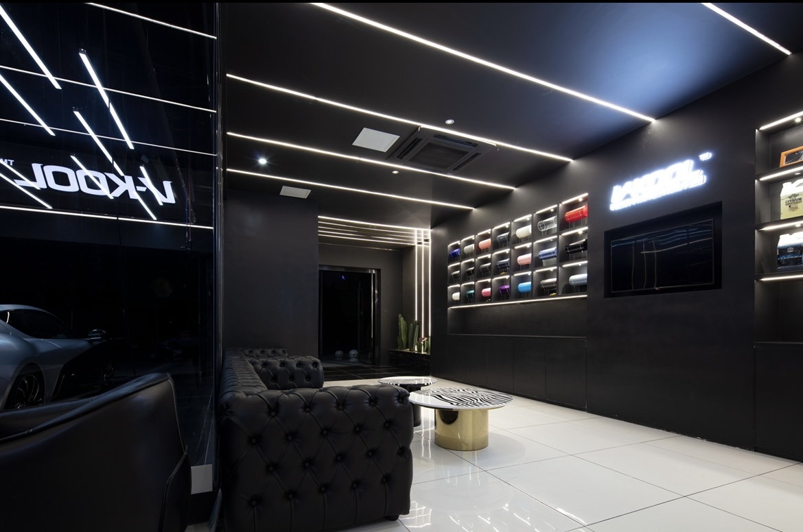 设计案例_瞬的光逐（车行）