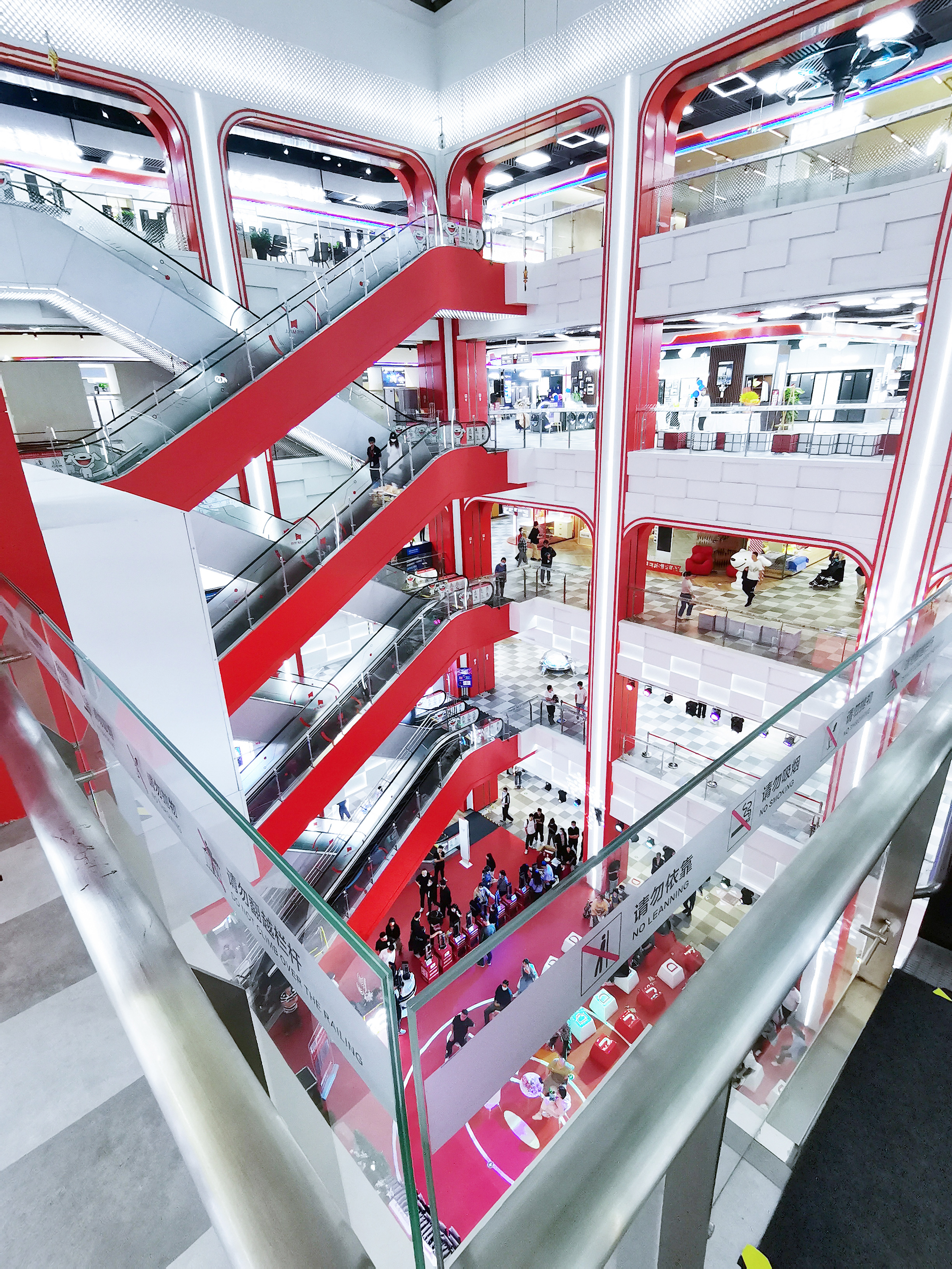 设计案例_西安京东MALL超级体验店