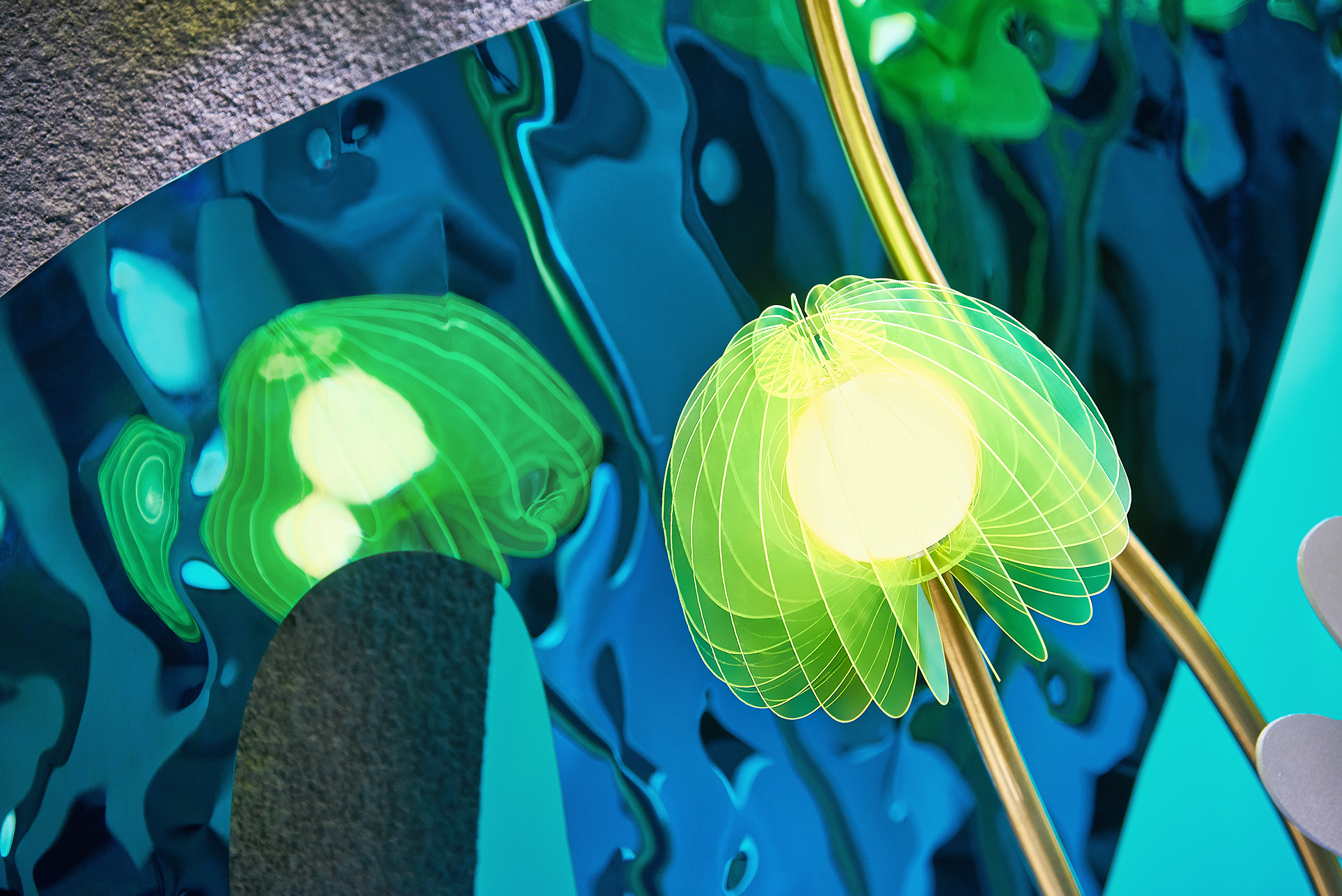 设计案例_「奇幻海域」红谷 2020 春夏艺术橱窗