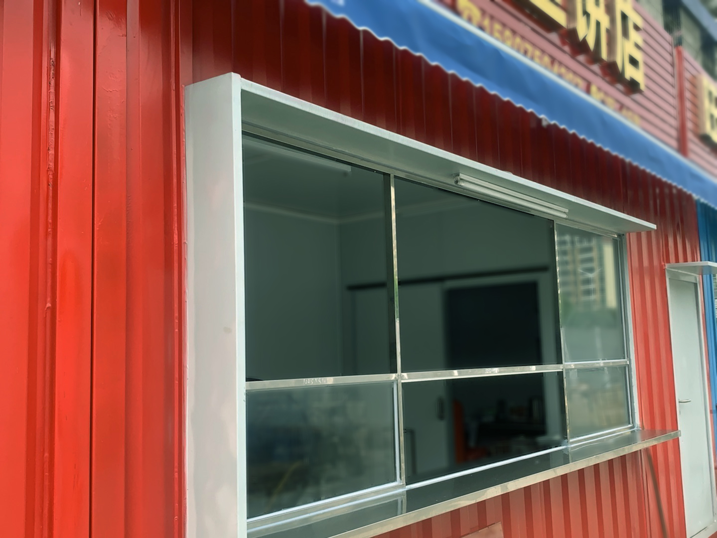 设计案例_江门远洋市场集装箱熟食街