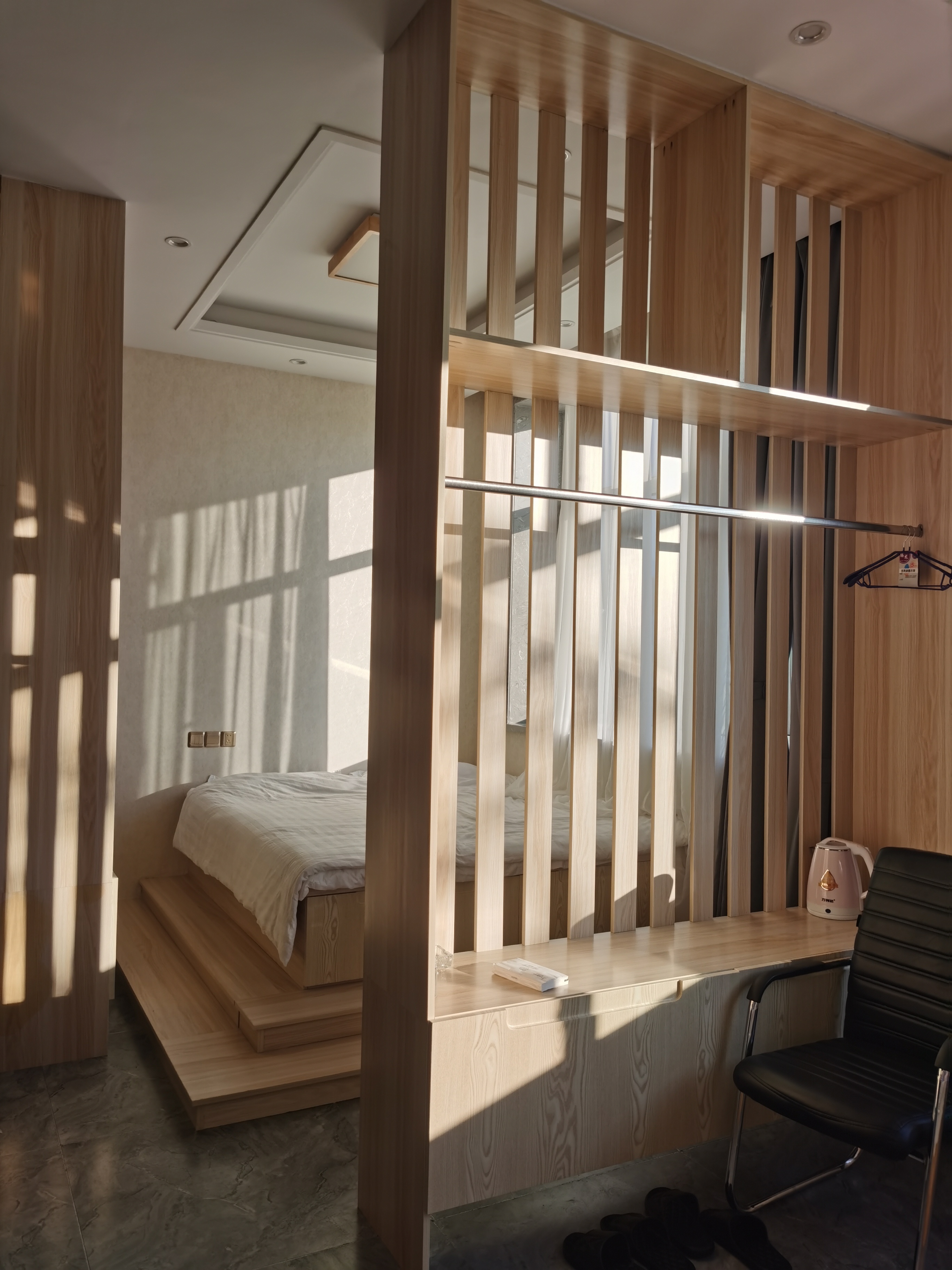 设计案例_溪水松月商务酒店