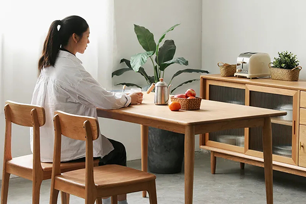 上海国际设计周_资讯_优选│小半家具：诠释实木之美，用手艺兑现承诺